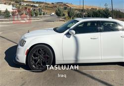 کرایسلەر 300